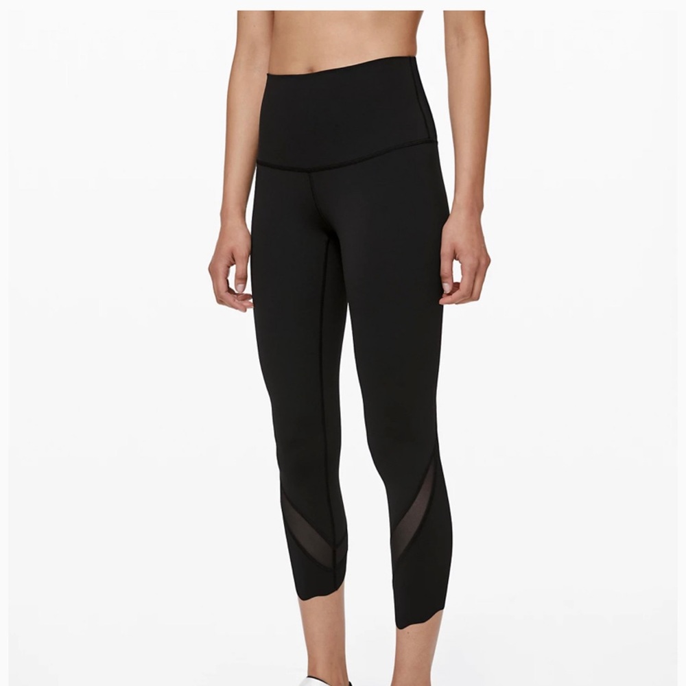 Wunder Under Scallop 23” Pant